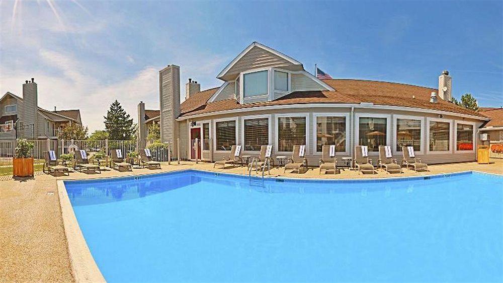 Sonesta Simply Suites Cleveland Airport Middleburg Heights Buitenkant foto