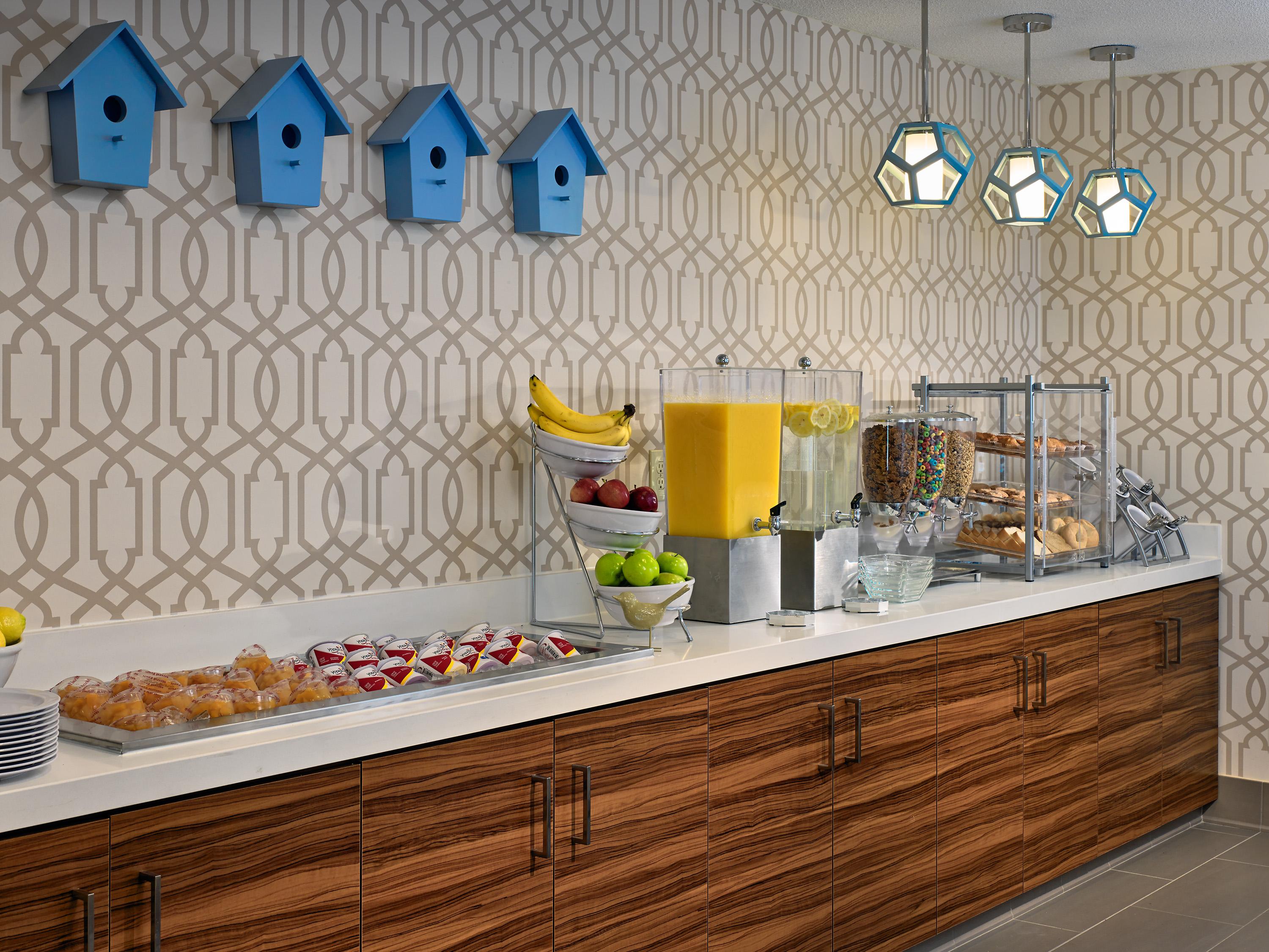 Sonesta Simply Suites Cleveland Airport Middleburg Heights Buitenkant foto