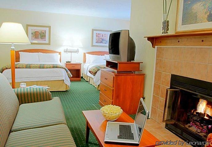 Sonesta Simply Suites Cleveland Airport Middleburg Heights Kamer foto